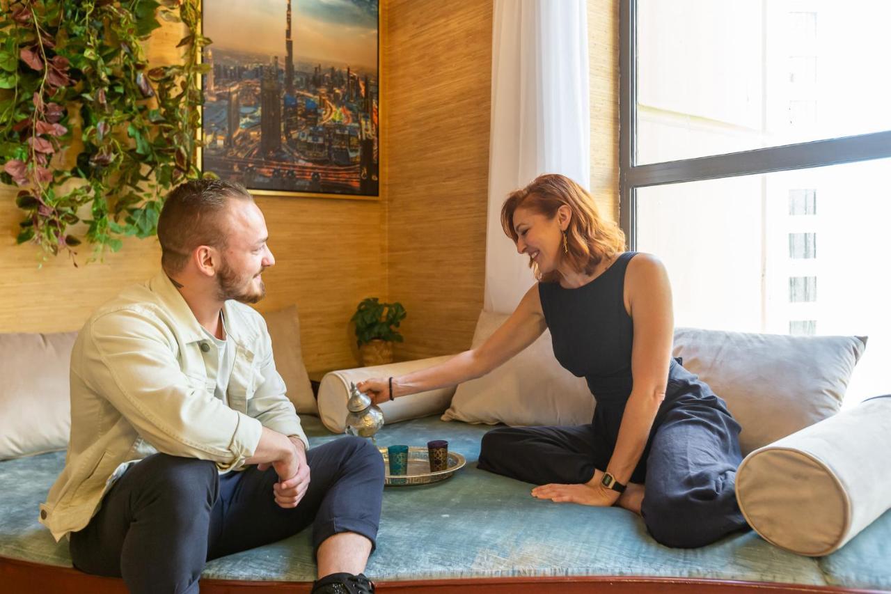 Homestar Deluxe Jbr Meditation & Wellness Hostel Дубай Екстериор снимка